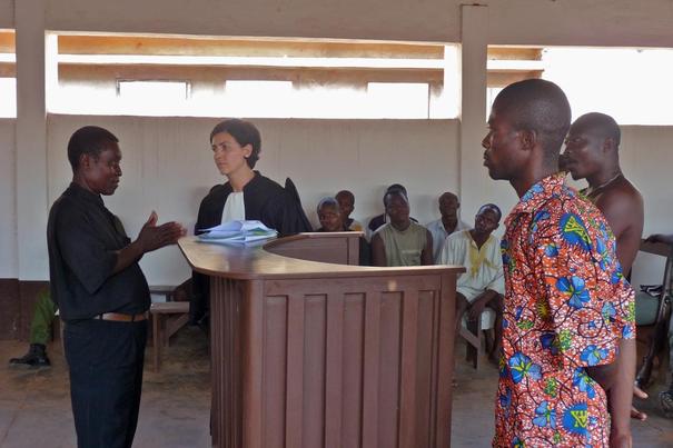 LA CARAVANE DU DROIT ORGANISEE PAR LE BARREAU DU TOGO ET LA VOIE DE LA JUSTICE, DU 6 AU 11 DECEMBRE 2009
